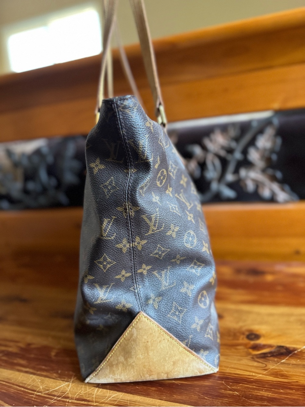 Cabas Mezzo, Louis Vuitton Tote - CLEAN! - Picture 3 of 14